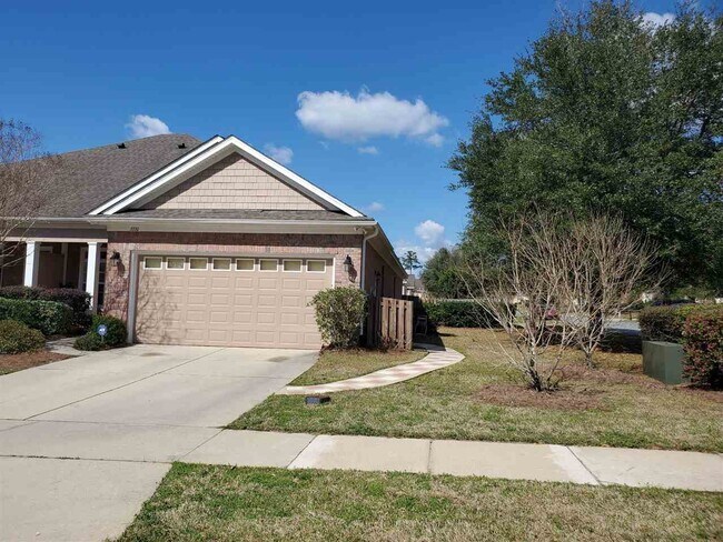 Building Photo - 3330 Shadowmoss Dr