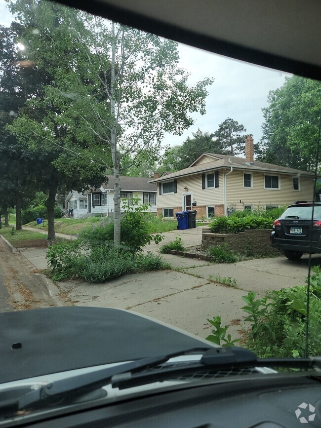 Building Photo - 801 Clayland St