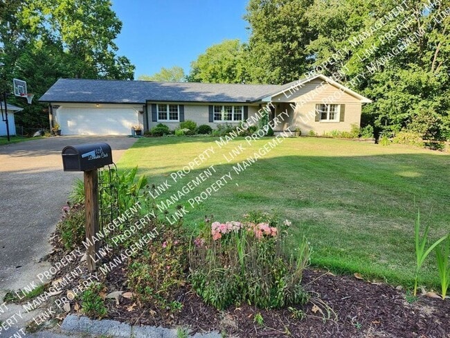 Photo - 9328 Berkshire Cir House