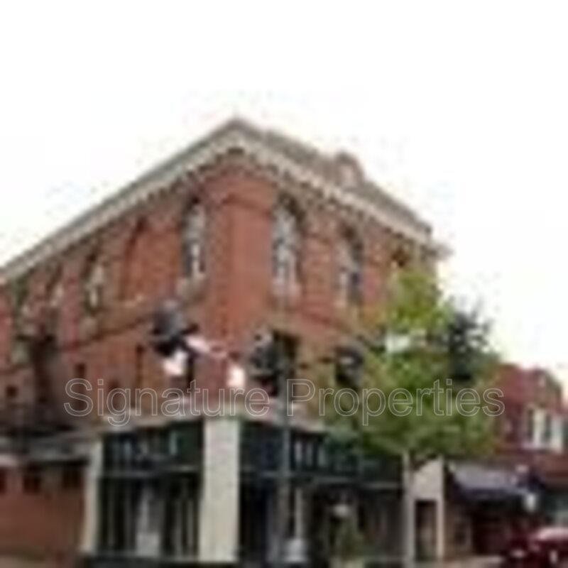 Primary Photo - 3 E Church St