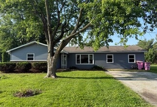 Building Photo - 2101 E 430 S
