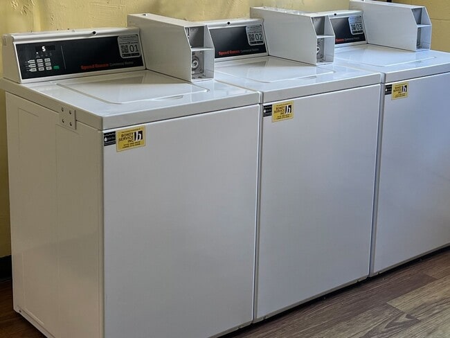 Building Photo - Magnolia Glen Apartments