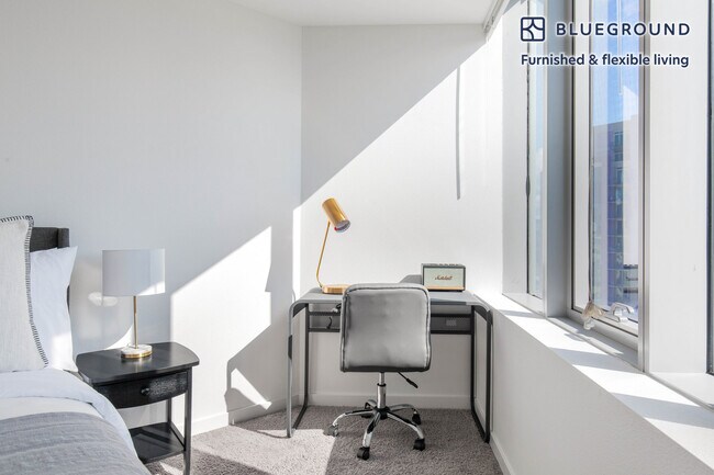 Foto del edificio - 288 106th Ave NE