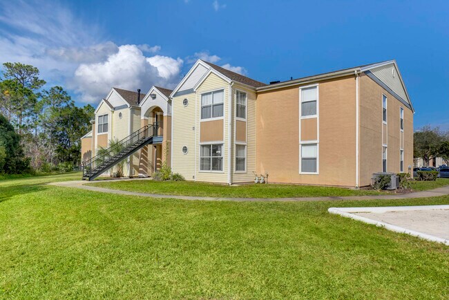 Foto del edificio - Academy at Waterford Lakes