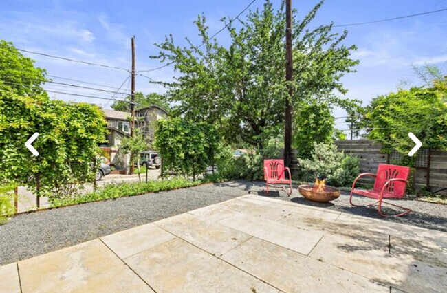 Foto del edificio - 2413 E 9th St