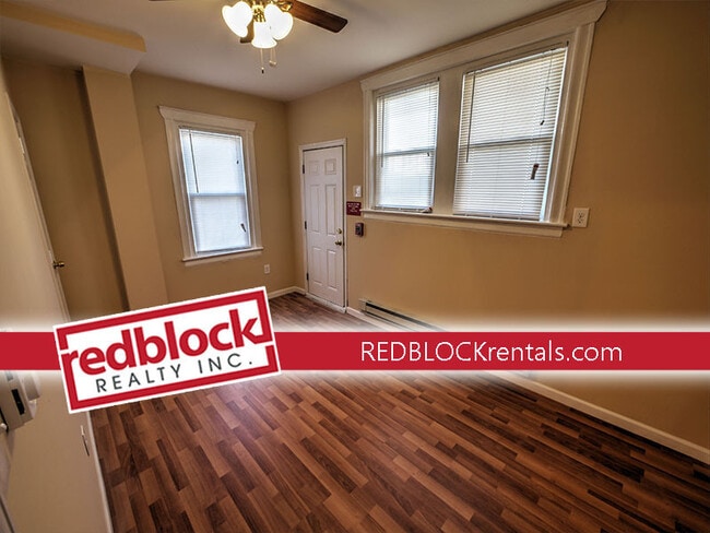 Building Photo - 151 W Grange Ave