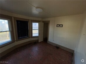 Building Photo - 10538 Helena Ave