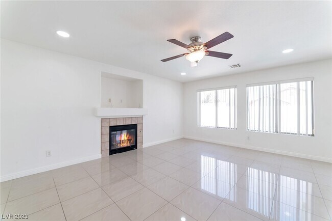 Building Photo - 9632 Gatesville Ave