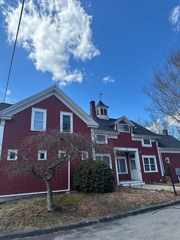 Foto principal - 54 Longmeadow Rd
