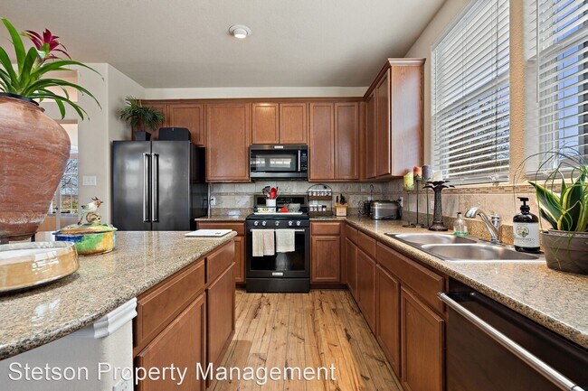 Building Photo - 3 br, 2.5 bath House - 2341 Herzog