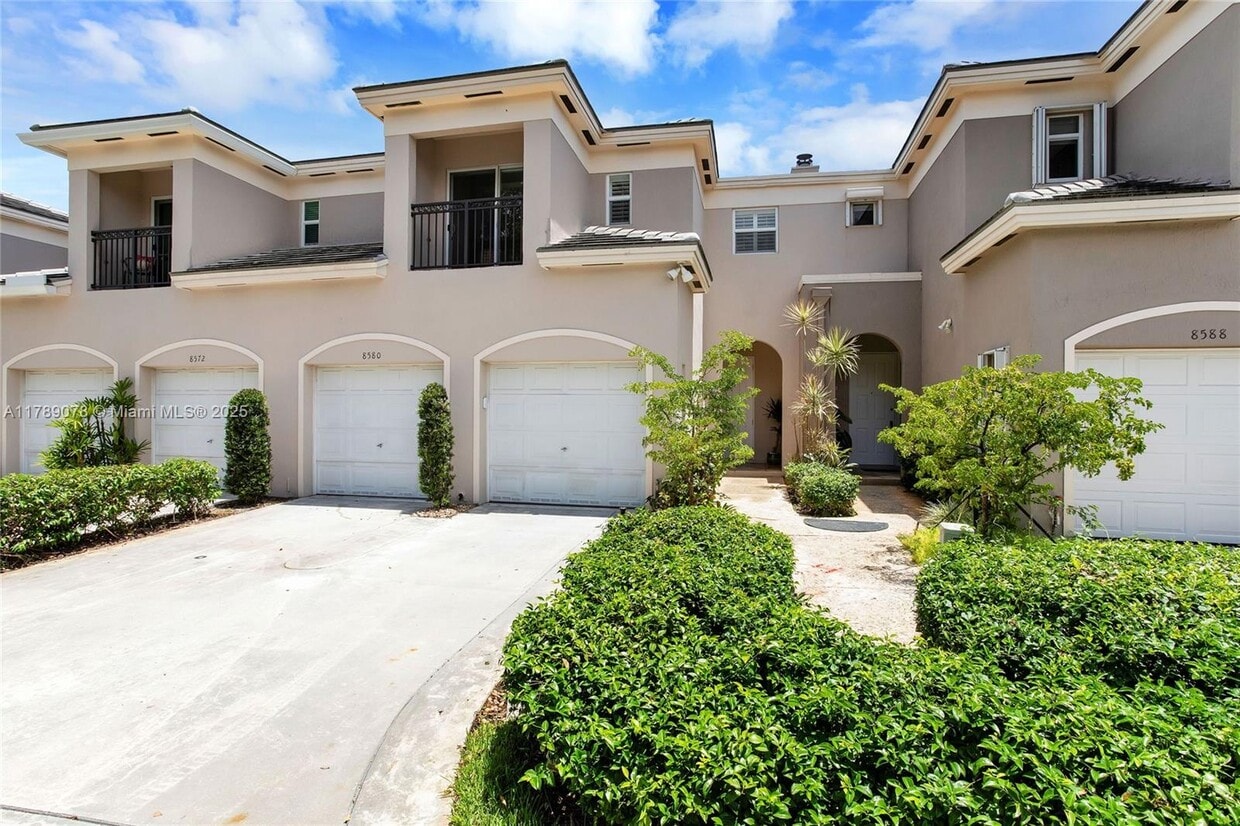 Primary Photo - 8580 SW 139th Ter