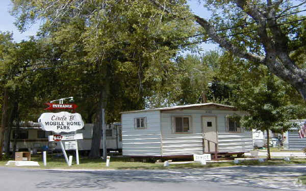 Building Photo - Circle B Mobile Home Park