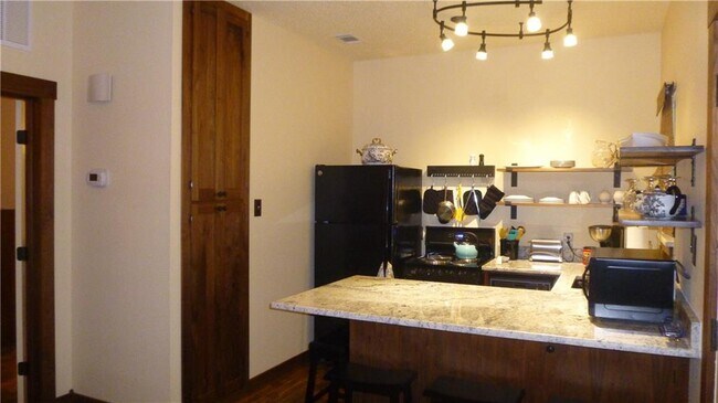 Building Photo - 4401 Speedway