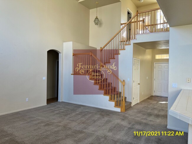 Building Photo - Home in Double Diamond Community - Kay DeA...