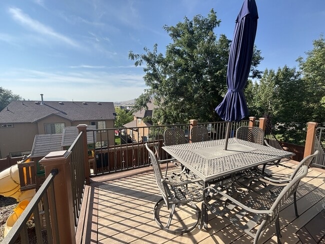 Foto del edificio - 4744 Silver Mountain Rd