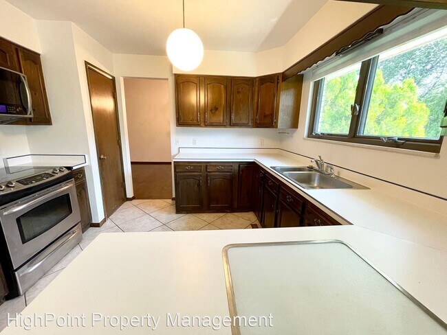 Foto del edificio - 4 br, 2.5 bath House - 1314 Aspen St
