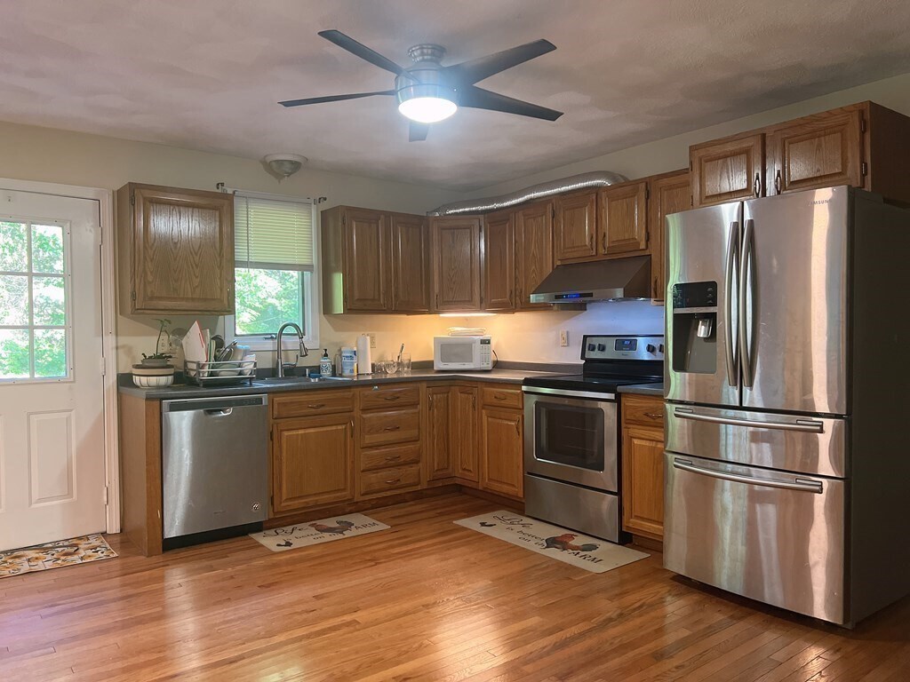 75 Tenney Rd, Westford, MA 01886 Townhome Rentals in Westford MA