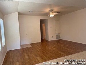 Foto del edificio - 4417 Terra Summit Rd