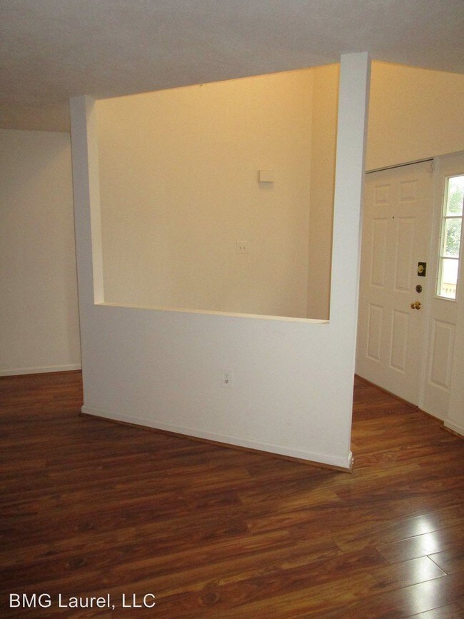 Building Photo - 2 br, 2 bath House - 8116 Chapel Cove Drive