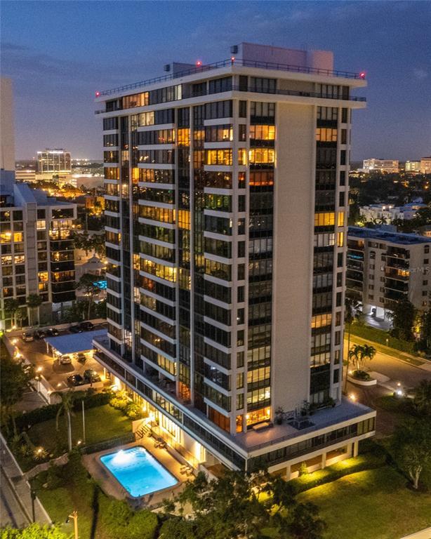 Foto del edificio - 770 S Palm Ave