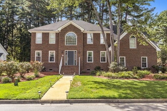 Building Photo - 951 Forest Lakes Cir