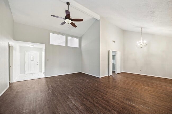 Building Photo - 25903 Long Hill Ln