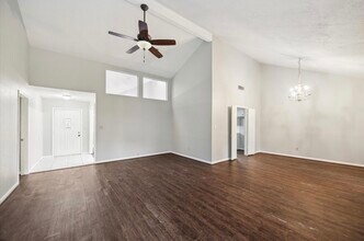 Building Photo - 25903 Long Hill Ln