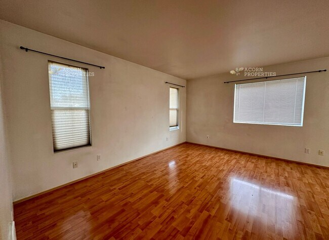 Foto del edificio - 402 Meadow Ct NW