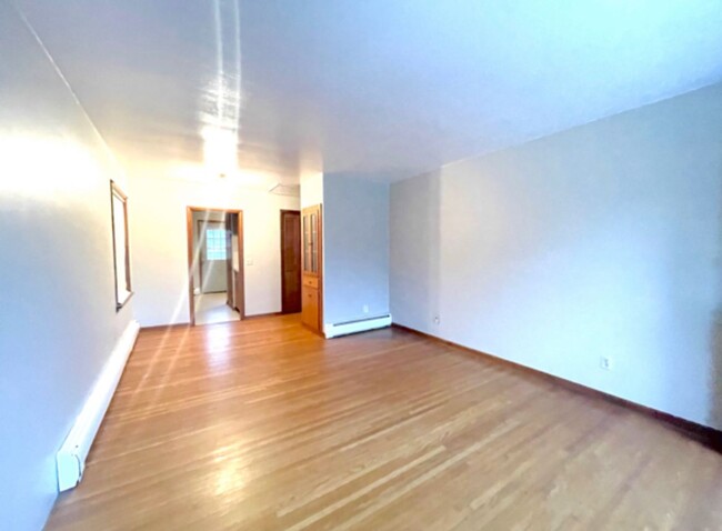 Foto del edificio - 2 Bed Room 1 Bath