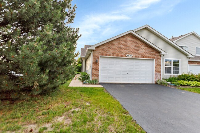 Building Photo - 547 Mallard Ln