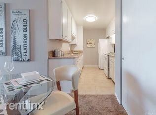 Foto del edificio - 3565 Linden Ave