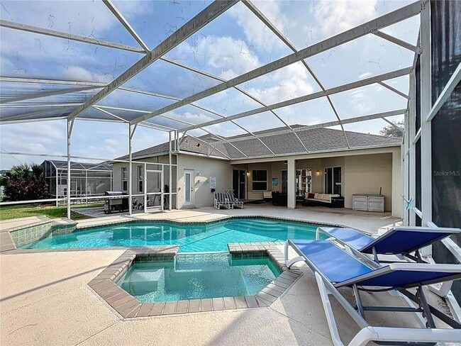 Building Photo - 518 Brighton Dr