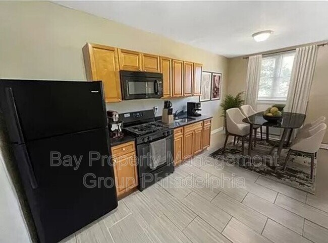 Foto del edificio - 1804 N 52nd St