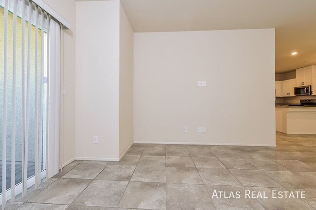 Foto del edificio - 4527 Sapphire Moon Ave