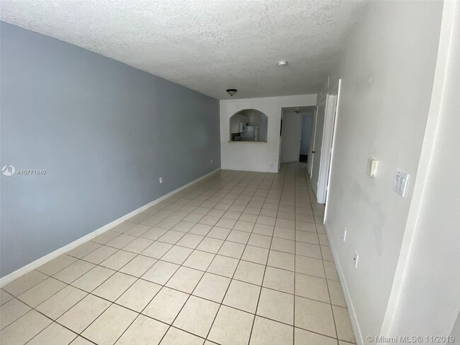 Foto del edificio - 3395 NE 10th St