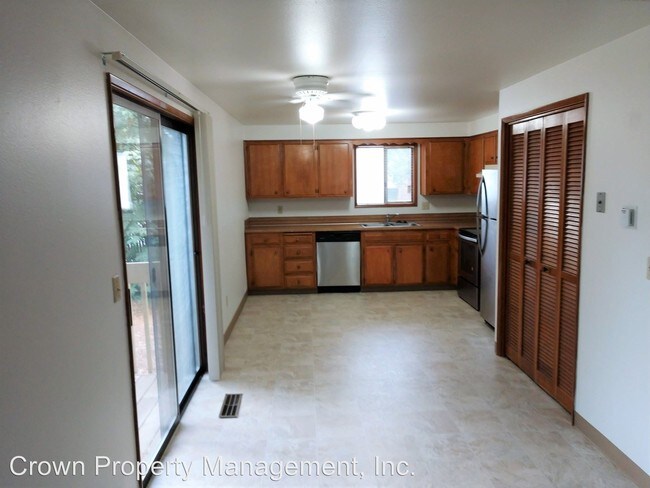 Building Photo - 2157-2163 Nomad Ct SE