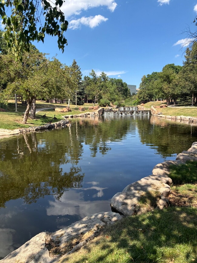 Beautiful Lake Oasis with 3 Bedrooms and 3 Bathrooms! - Beautiful Lake Oasis with 3 Bedrooms and 3 Bathrooms! Apartment