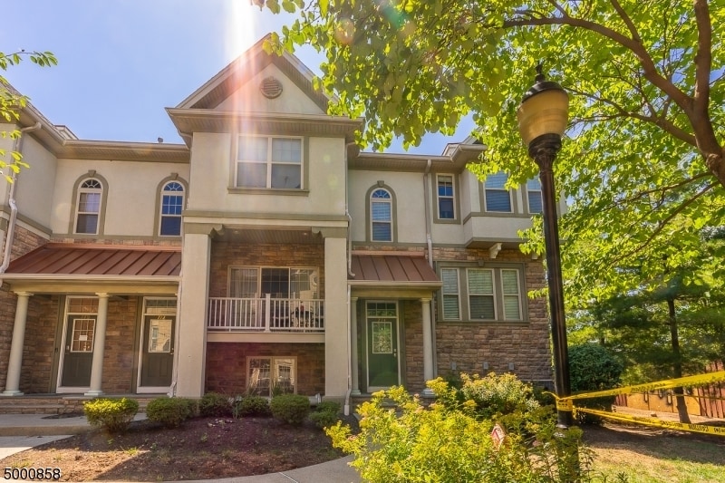 774 Green Ln, Union, NJ 07083 Townhome Rentals in Union NJ