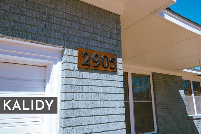 Foto del edificio - 2905 SW 39th Terrace