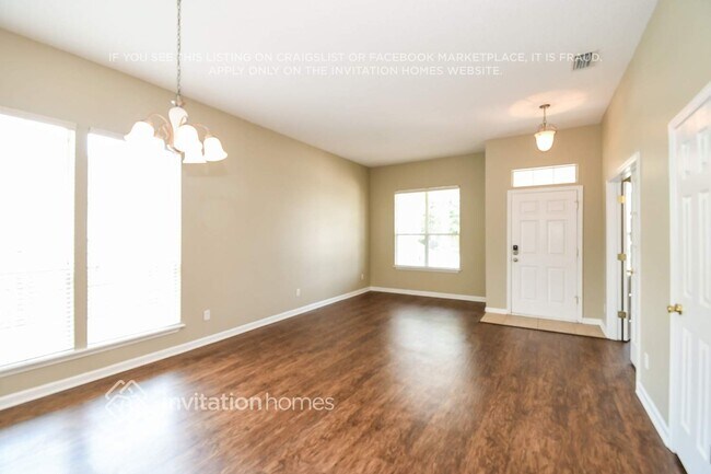 Foto del edificio - 104 Moultrie Crossing Ln
