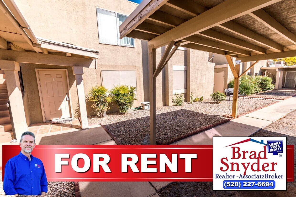 Foto principal - Cozy Condo! 2 Bedroom, 1 Bath, Washer & Dr...