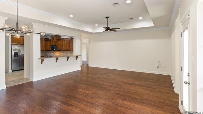 Building Photo - 7945 Seville Ct