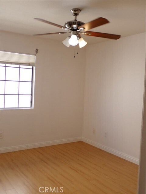 Foto del edificio - 8800 Garden Grove Blvd