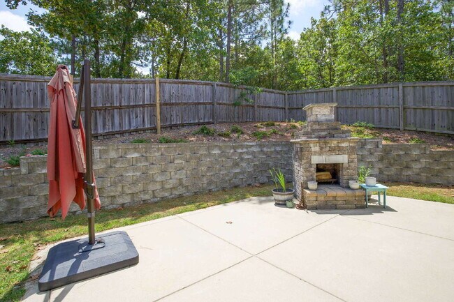 Foto del edificio - 59 Cherry Hill Dr