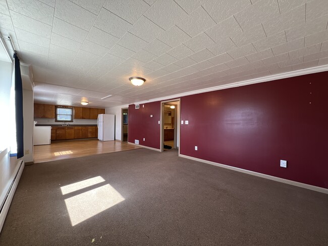 Building Photo - 1245 High Bluff St