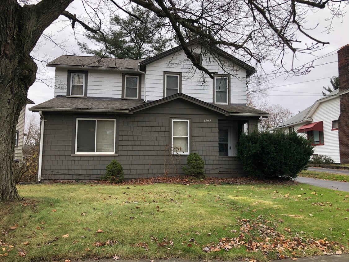 1365 Heinz Ave Unit 2, Sharon, PA 16146 1365 Heinz Ave Sharon, PA