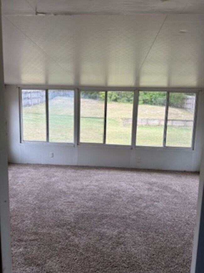 Building Photo - 5180 Whitehurst Ln