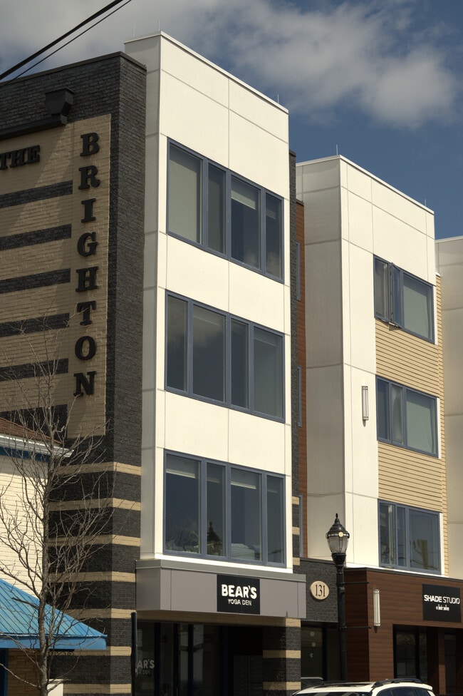 Building Photo - 131 Brighton Ave