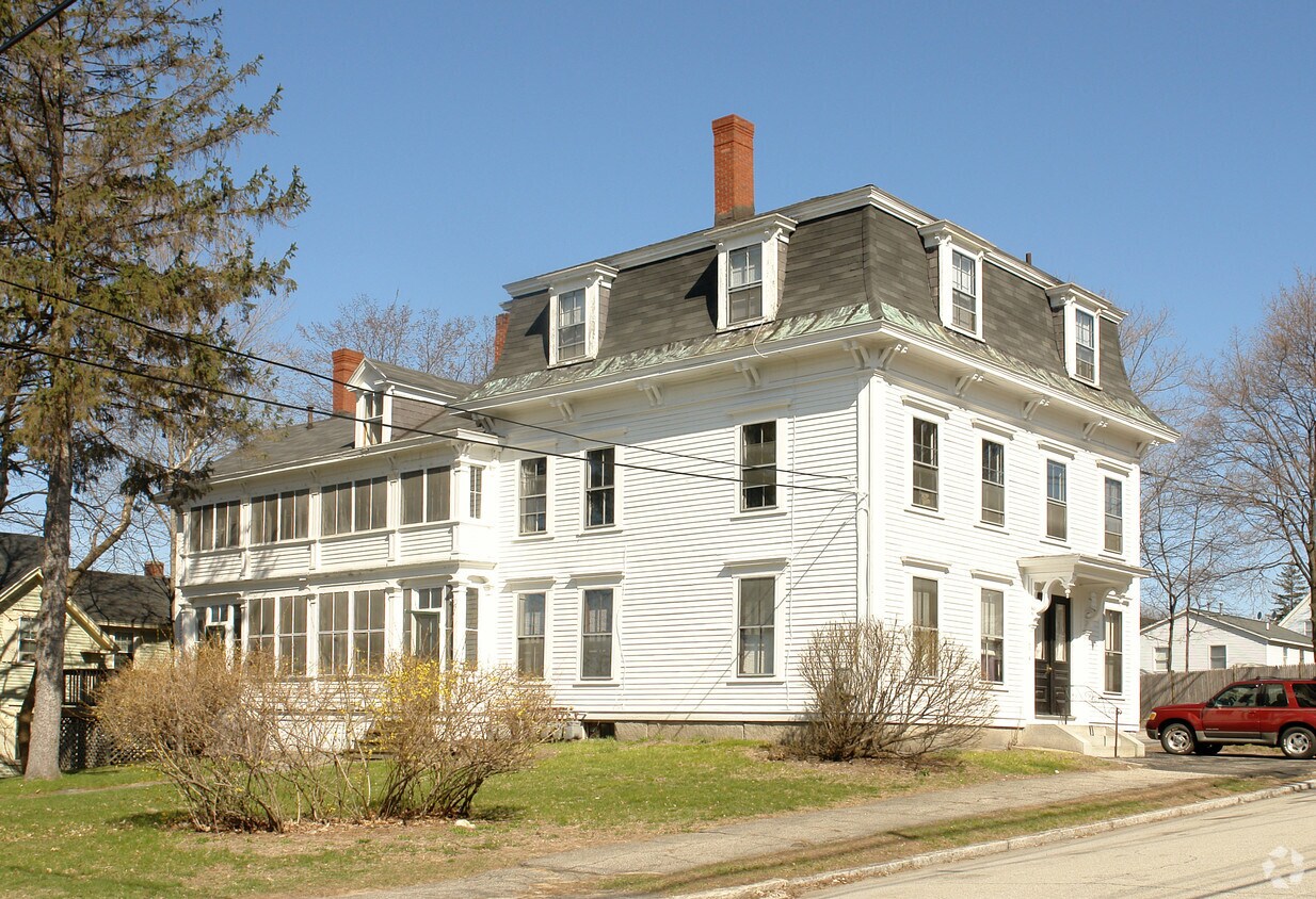 Foto del edificio - 574 Hall St