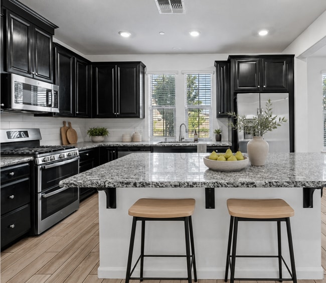 Building Photo - 7514 Clear Lake Aly
